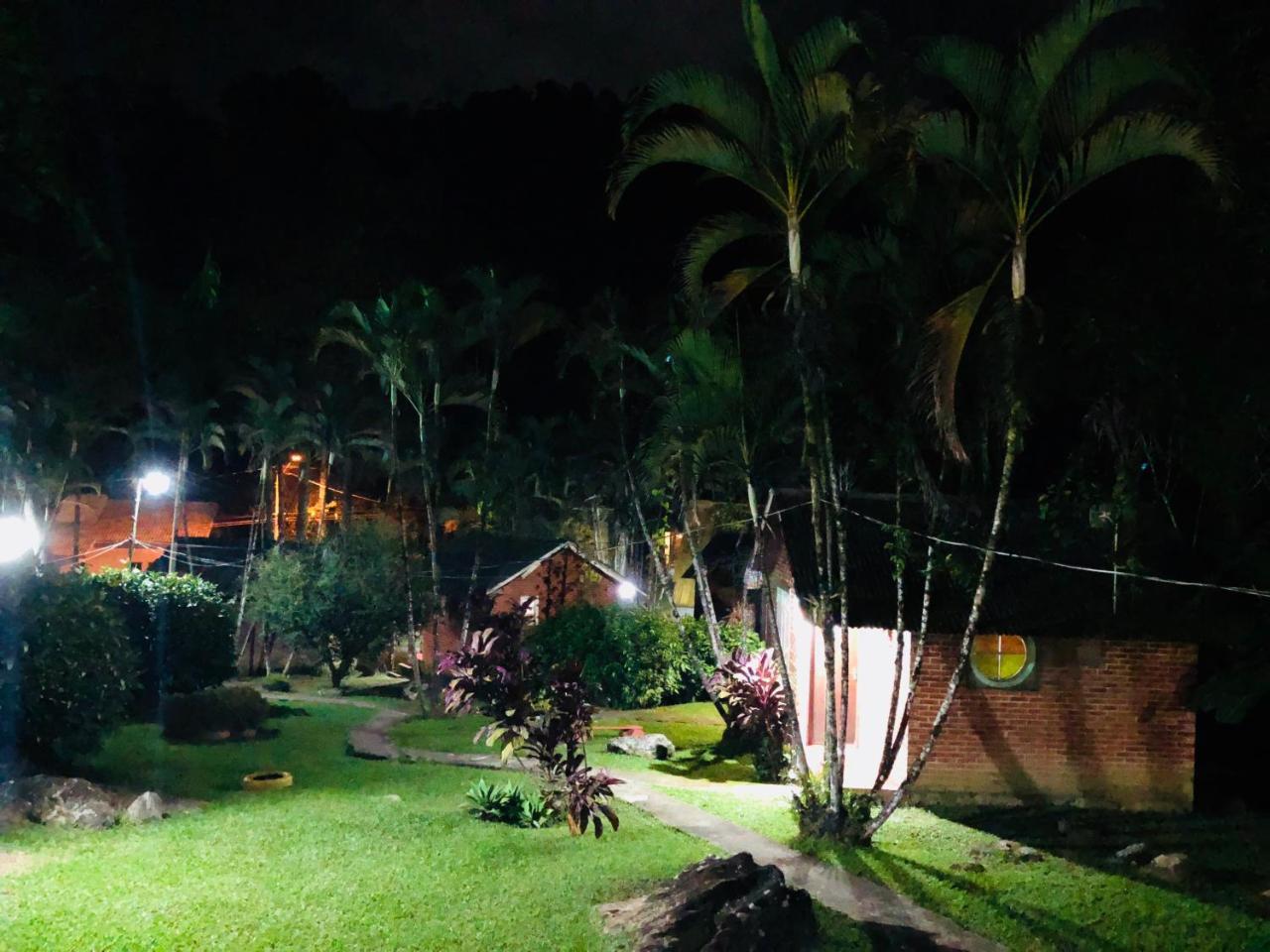 Pousada Quintal Das Pedras Penedo  Esterno foto